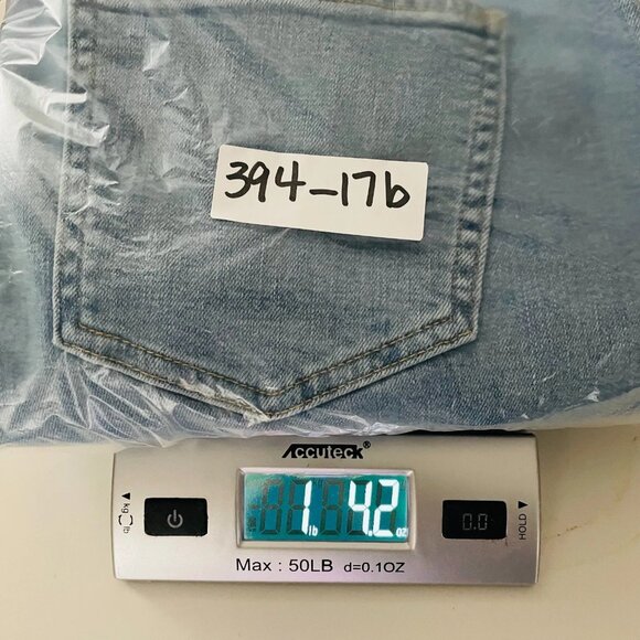 So Slimming By Chico's Womens Denim Girlfriend Slim Leg Crop Jeans Sz 3P US 16P - Picture 10 of 10